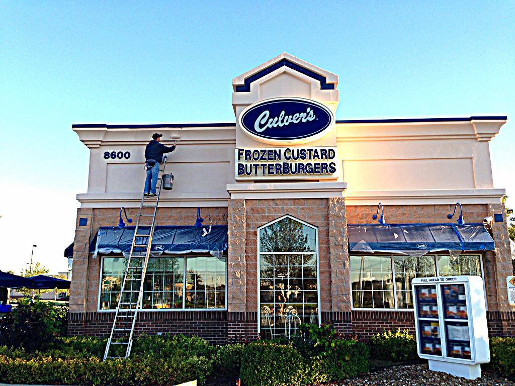 a culvers in kansas city gets a professional paint job applied